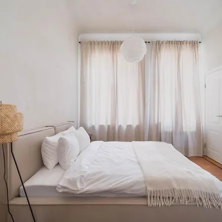 Apartment Charming Flat With Beautiful Riverside Views Riga