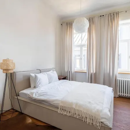 アパート Charming Flat With Beautiful Riverside Views