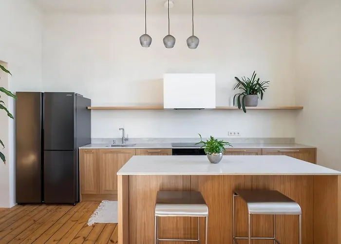 Charming Flat With Beautiful Riverside Views * Riga