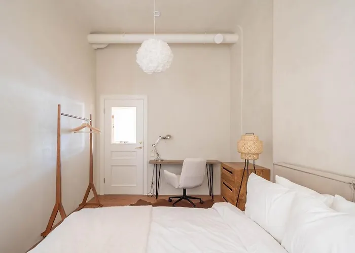 Charming Flat With Beautiful Riverside Views Daire Riga