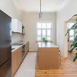 Apartment Charming Flat With Beautiful Riverside Views Riga