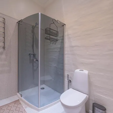 Charming Flat With Beautiful Riverside Views ريغا