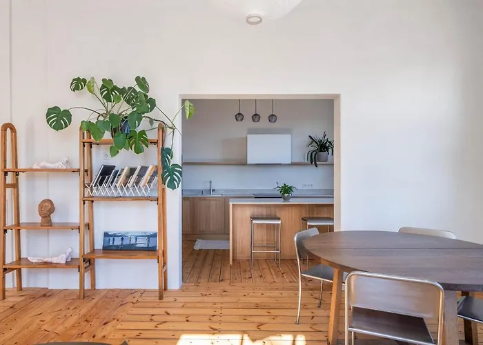 Charming Flat With Beautiful Riverside Views Apartment Riga